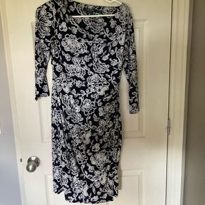 Flower pattern dress for everyday or office